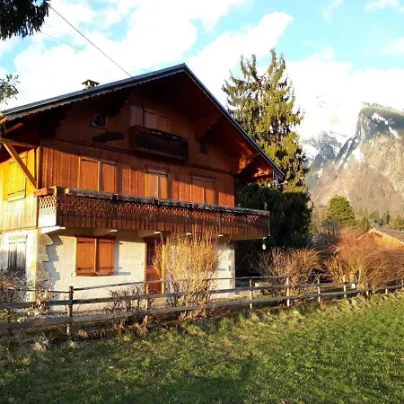 Calme Pres Du Avec Jardin, Terrasse, Parking Et Wifi - Fr-1-624-45 * Samoens